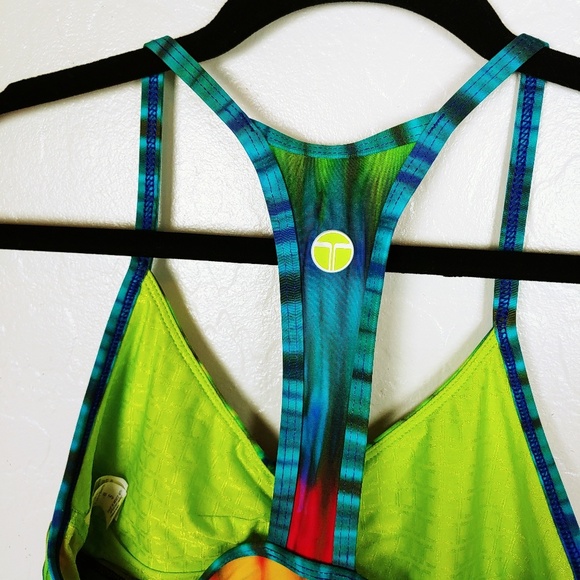 COPY - Trina Turk reaction activewear top - Picture 4 of 5